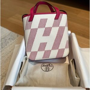 💕 Hermès , Cabas H en Biais 27 Bag